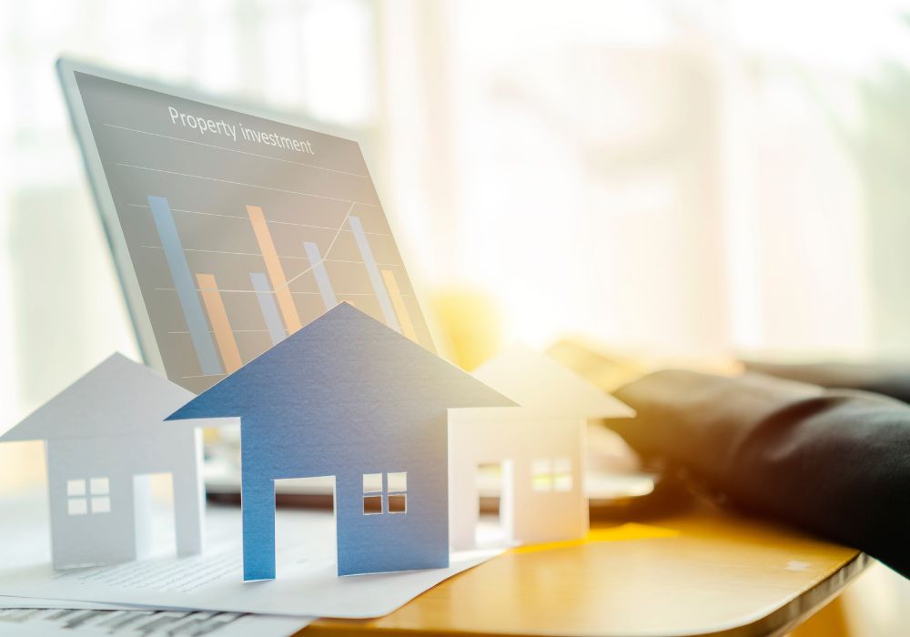 How Property Investment Advisors for Doctors Structure Portfolios Around Busy Schedules